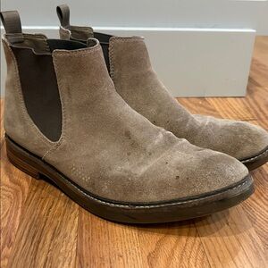 Clarks Men's Brown Suede Chukka Boots